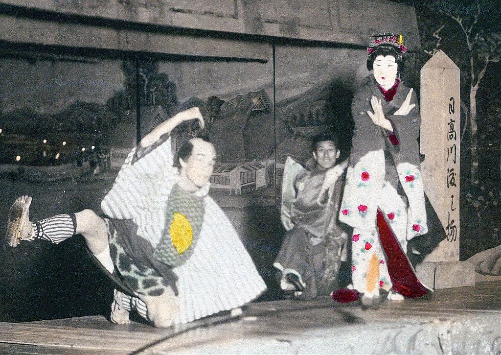 70606-0009 - Japanese Actors at Theater, 1900s
