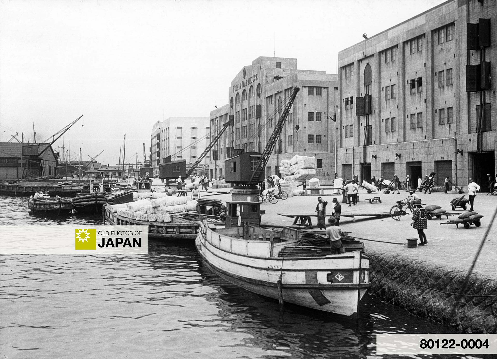 80122-0004 - Boats and Warehouses in Kobe Port, 1930