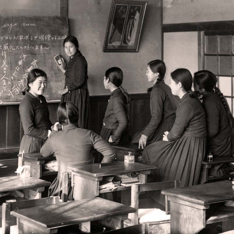 70302-0011 - Japanese School Girls in a Classroom