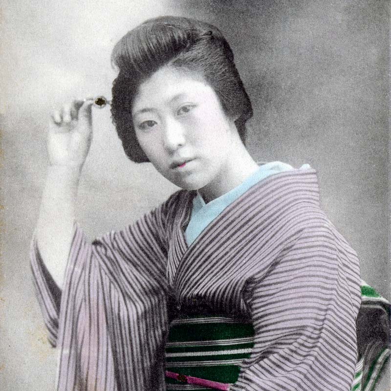 70130-0003 - Young Japanese Woman in Kimono, 1900s